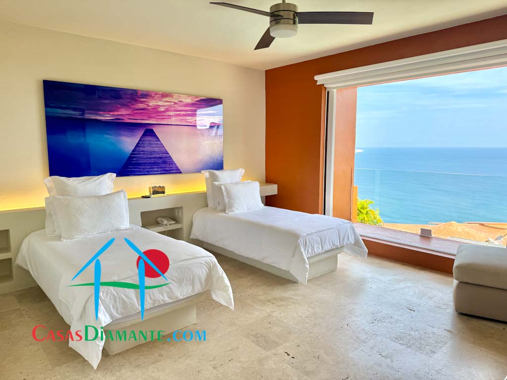 Real Diamante Villas del Sol Villa Turquesa 1 - Recámara cuatro 1